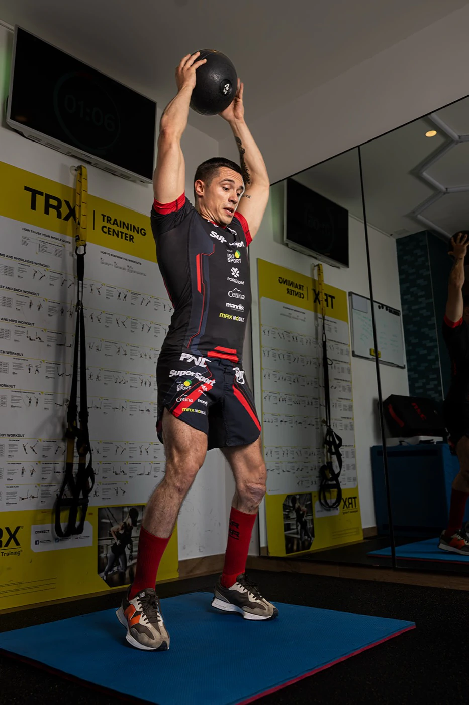 Medicine ball overhead press